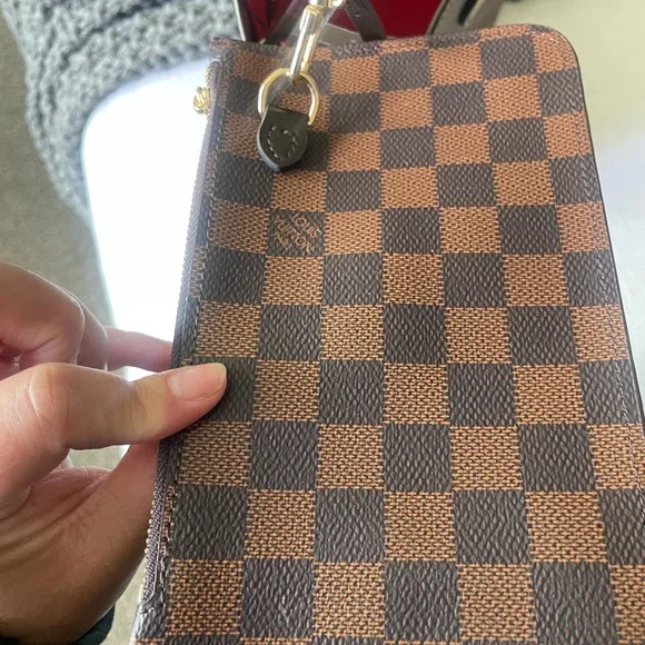 Brown Checkered Tote Bag - Picture 5 of 9